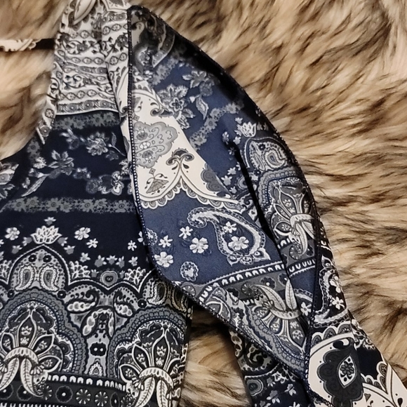 Blue Lace Dress - Picture 4 of 5